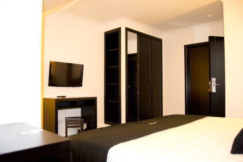 Hotel Room Понтеведра Экстерьер фото