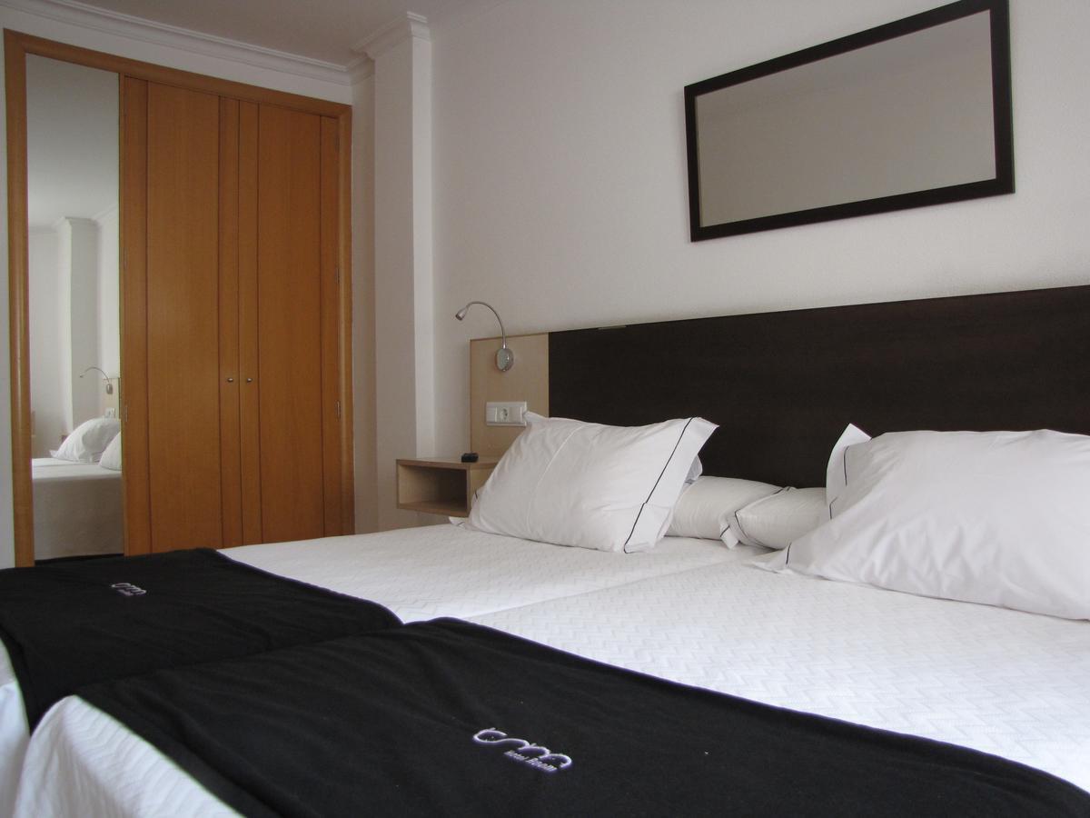 Hotel Room Понтеведра Экстерьер фото